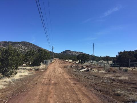 204 E Greenbriar Dr, Williams, AZ 86046 photo 2
