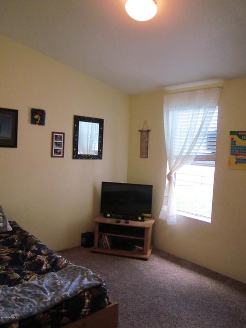 4903 E Gibson Ave, Flagstaff, AZ 86004 photo 9