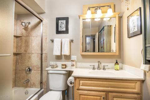 2431 E Lockett Rd, Flagstaff, AZ 86004 photo 11