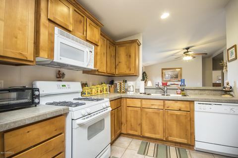 279 E Tall Tree St, Williams, AZ 86046 photo 6