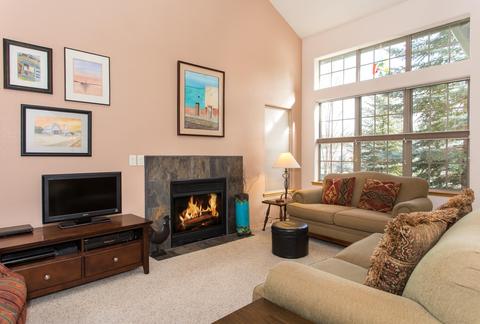 110 E Mohawk Dr, Flagstaff, AZ 86005 photo 5