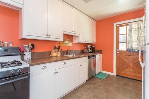 421 E Mohawk Dr, Flagstaff, AZ 86005 photo 6