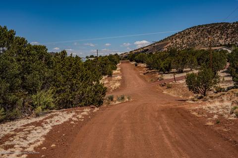 1574 E Barbara Rd, Williams, AZ 86046 photo 3