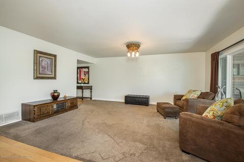 335 E David Dr, Flagstaff, AZ 86001 photo 7