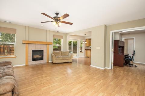 6826 Eagle Crest Dr, Flagstaff, AZ 86004 photo 3