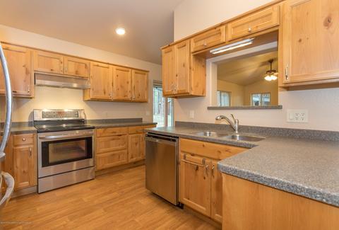 7635 E Robin Hood Rd, Williams, AZ 86046 photo 7