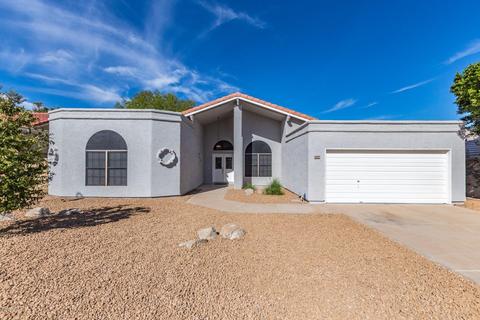 3938 E Nambe St, Phoenix, AZ 85044 photo 1