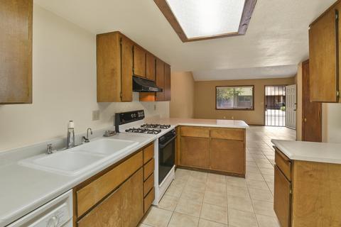 2645 E Heidi Loop, Flagstaff, AZ 86004 photo 8