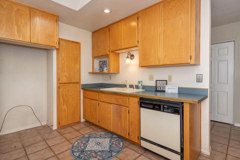 1018 E Hillcrest Dr, Flagstaff, AZ 86004 photo 8