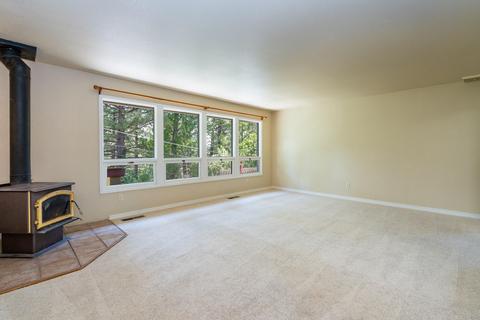 1018 E Hillcrest Dr, Flagstaff, AZ 86004 photo 2