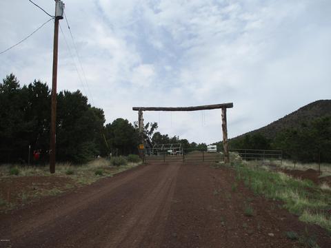 2980 E Calico Ave, Williams, AZ 86046 photo 2