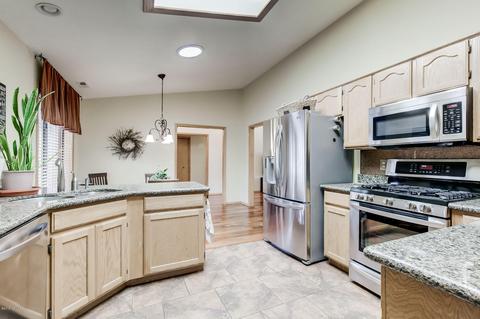 146 E Mohawk Dr, Flagstaff, AZ 86005 photo 4