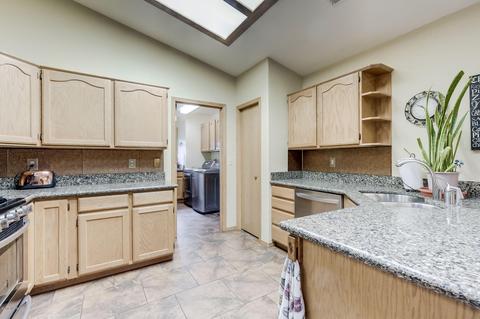 146 E Mohawk Dr, Flagstaff, AZ 86005 photo 6