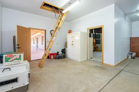 9850 Mesquite Loop, Flagstaff, AZ 86004 photo 38