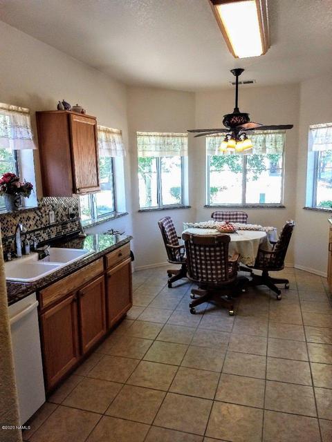 2105 S Thompson Loop Loop, Flagstaff, AZ 86001 photo 9