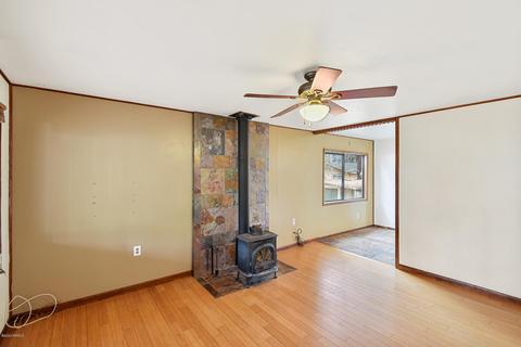 178 Comanche St, Flagstaff, AZ 86005 photo 4