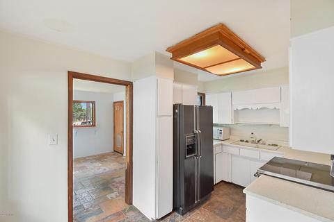 178 Comanche St, Flagstaff, AZ 86005 photo 5