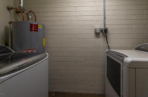 403 E Mohawk Dr, Flagstaff, AZ 86001 photo 23