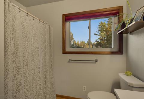 403 E Mohawk Dr, Flagstaff, AZ 86001 photo 13