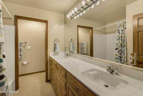 2100 E Skyline Dr, Flagstaff, AZ 86004 photo 23