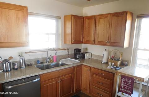6170 E Robles Rd, Flagstaff, AZ 86004 photo 3