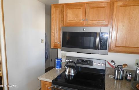 6170 E Robles Rd, Flagstaff, AZ 86004 photo 2