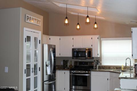 6701 Eagle Crest Dr, Flagstaff, AZ 86004 photo 4