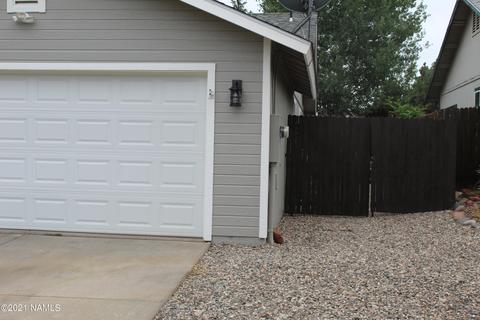 6701 Eagle Crest Dr, Flagstaff, AZ 86004 photo 3
