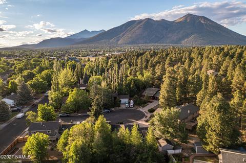 4005 E Mountain Jay Ln, Flagstaff, AZ 86004 photo 2