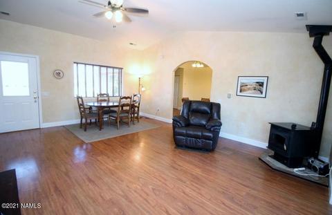 7820 E Mitchell Dr, Flagstaff, AZ 86004 photo 4