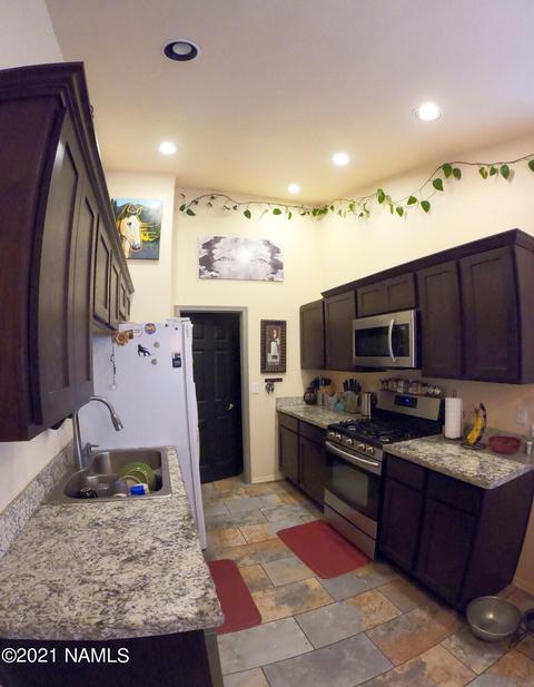 283 Comanche, Flagstaff, AZ 86005 photo 10