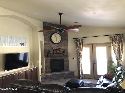 642 Brookline Loop, Williams, AZ 86046 photo 2