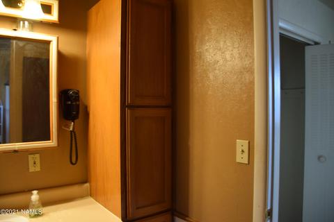 902 E 2nd St, Winslow, AZ 86047 photo 24
