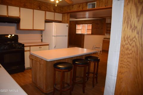 902 E 2nd St, Winslow, AZ 86047 photo 9
