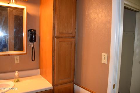 902 E 2nd St, Winslow, AZ 86047 photo 23
