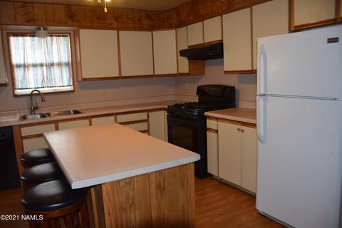 902 E 2nd St, Winslow, AZ 86047 photo 8