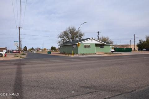902 E 2nd St, Winslow, AZ 86047 photo 3