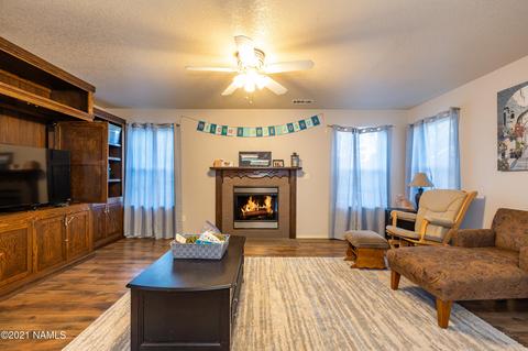 103 E Mohawk Dr, Flagstaff, AZ 86005 photo 10