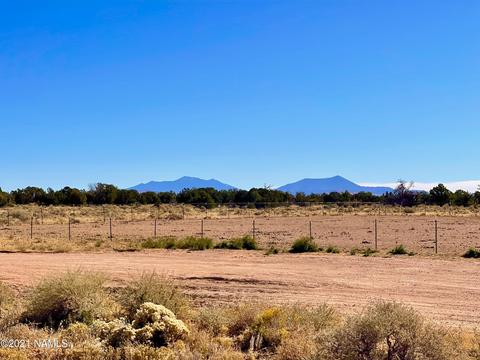 3625 E Highgrove Rd, Valle, AZ 86046 photo 7