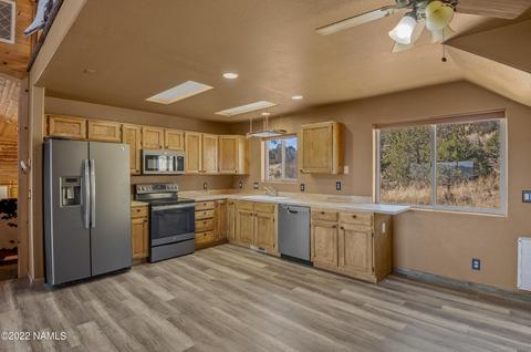 1589 E Spring Valley Rd, Williams, AZ 86046 photo 6