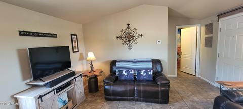 515 E Tall Tree St, Williams, AZ 86046 photo 9