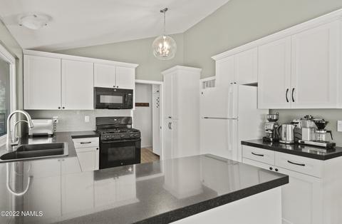 5200 E Hickory Dr, Flagstaff, AZ 86004 photo 13
