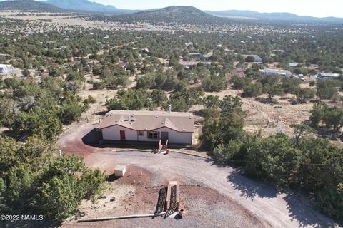 1626 E Sagebrush Rd, Williams, AZ 86046 photo 4