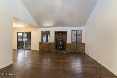 611 E Dohmen Dr, Flagstaff, AZ 86005 photo 6
