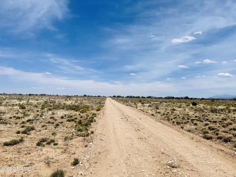 275 E Wesleyan Ave, Williams, AZ 86046 photo 16