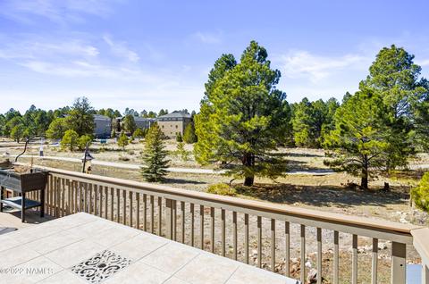 230 E Mohawk Dr, Flagstaff, AZ 86005 photo 9
