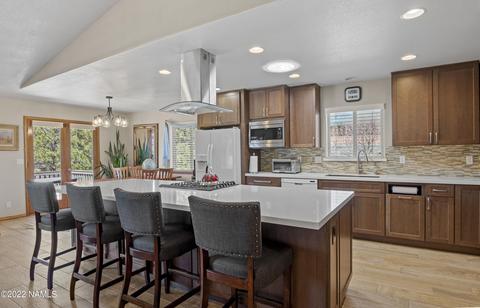 230 E Mohawk Dr, Flagstaff, AZ 86005 photo 6