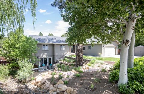 230 E Mohawk Dr, Flagstaff, AZ 86005 photo 2