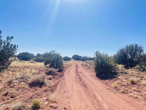 3628 E Valencia Rd, Williams, AZ 86046 photo 5