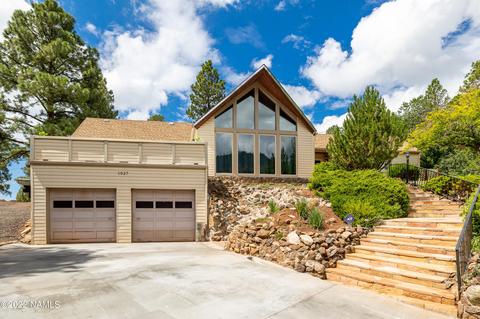 1027 E Hillcrest Dr, Flagstaff, AZ 86004 photo 3